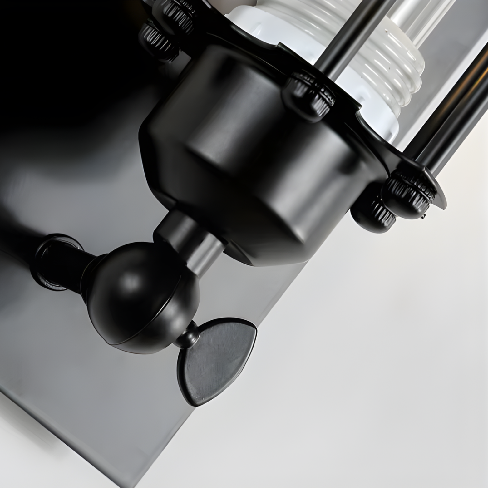 Nebula - 18" Industrial E27 LED Metallic Wall Light