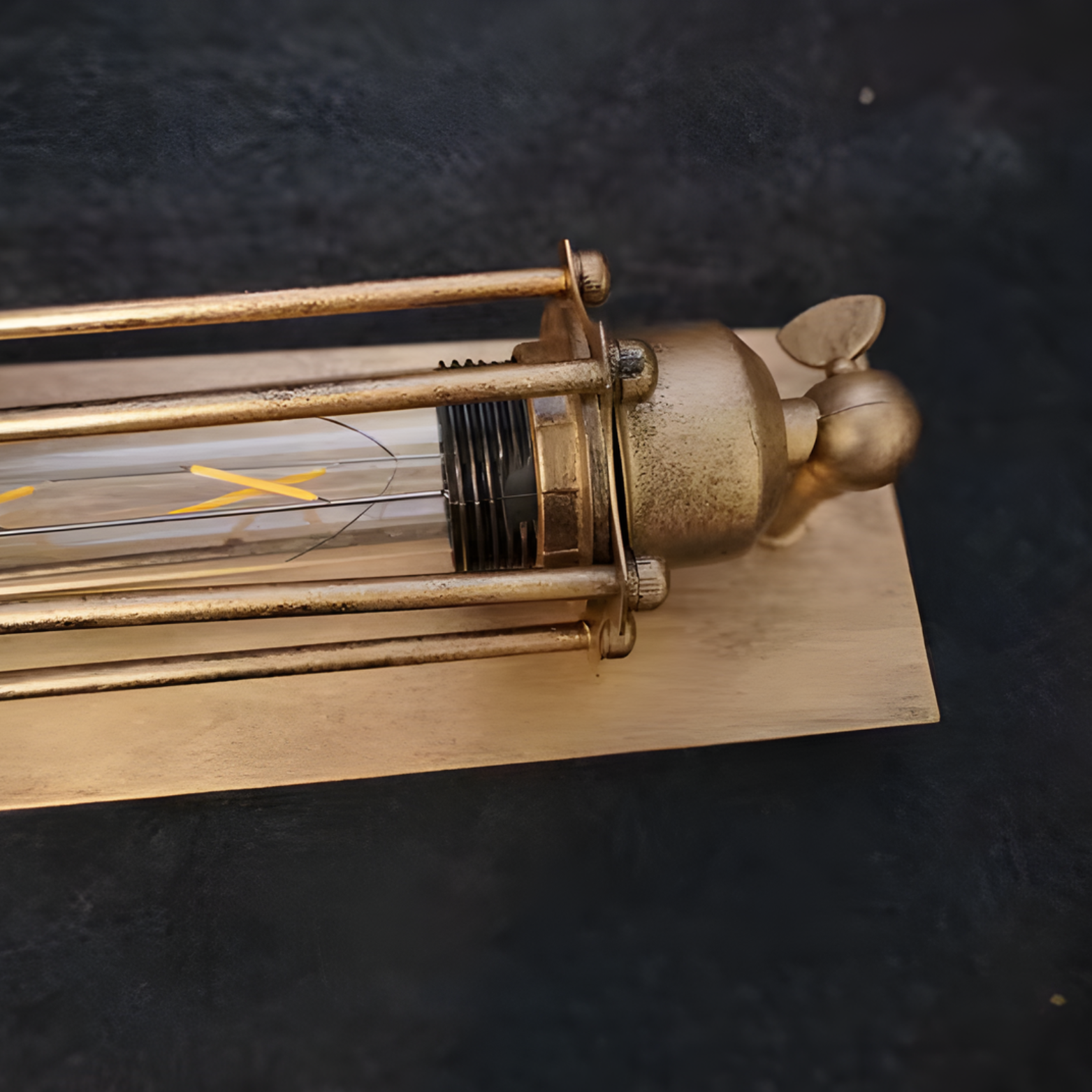 Nebula - 18" Industrial E27 LED Metallic Wall Light