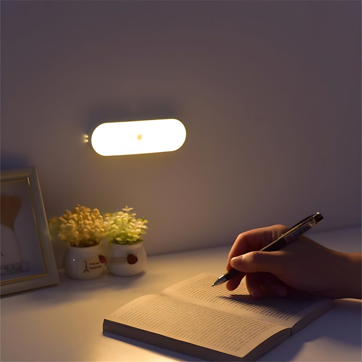 LED USB Rechargeable Wireless Motion Sensor Sticky Wall Lamp