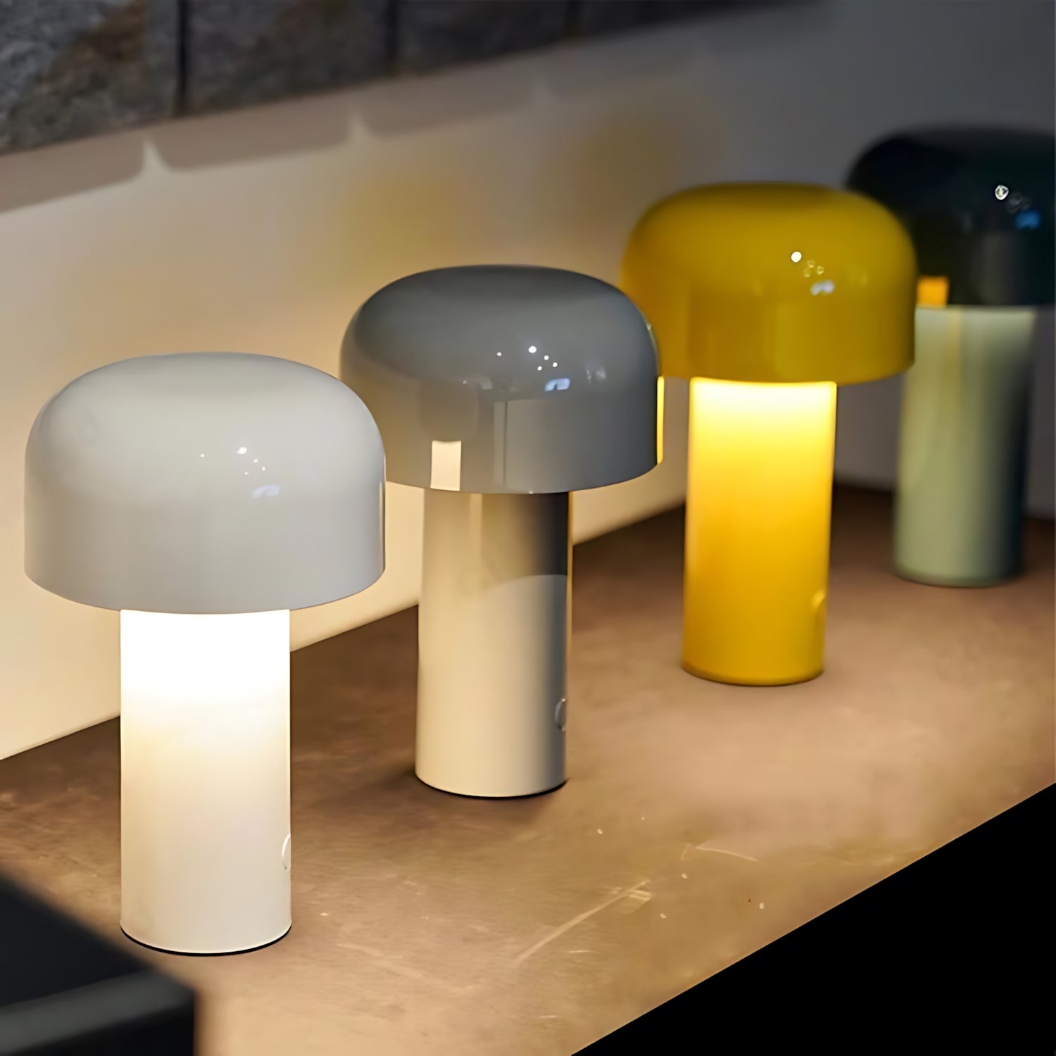 Schwaz - Wireless Touch Control LED Mushroom Table Lamp with USB