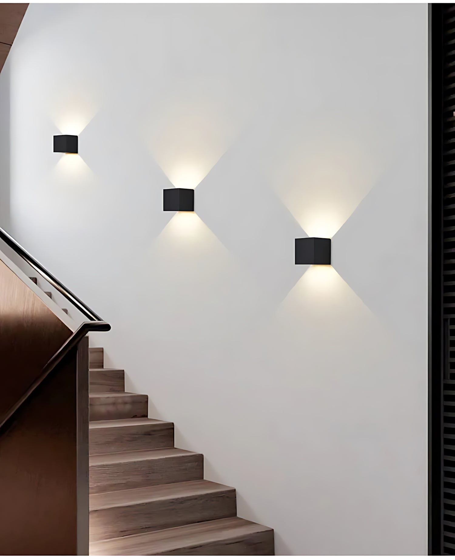 Lichtenstein - Cube Lamp Wall Light with Sensor