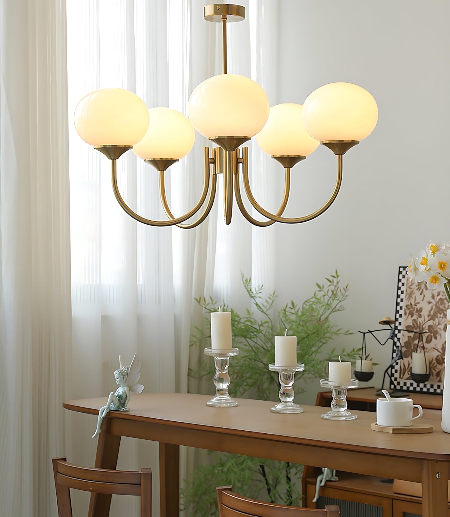 Waldorf - Marshmallow Chandelier