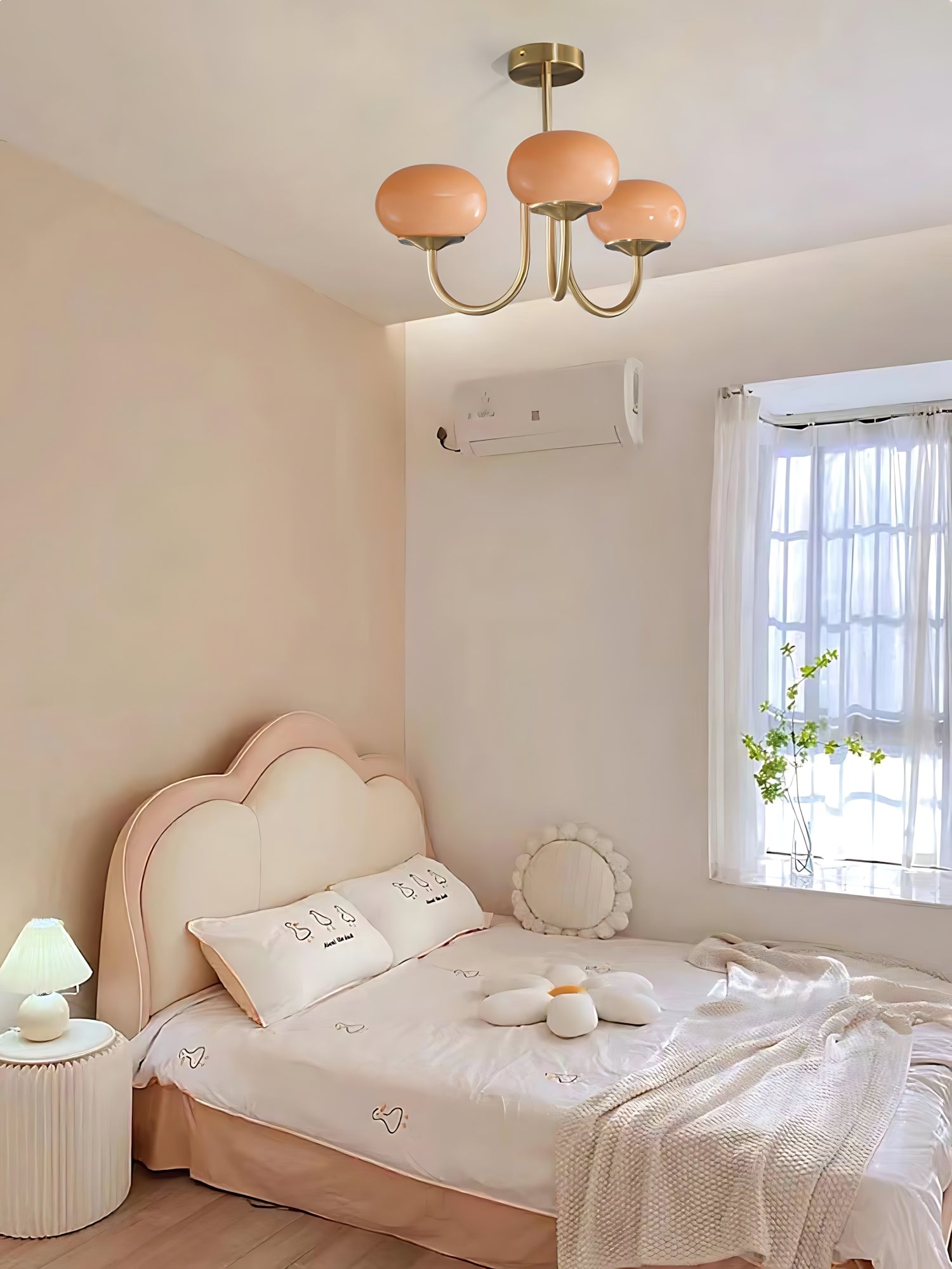 Waldorf - Marshmallow Chandelier