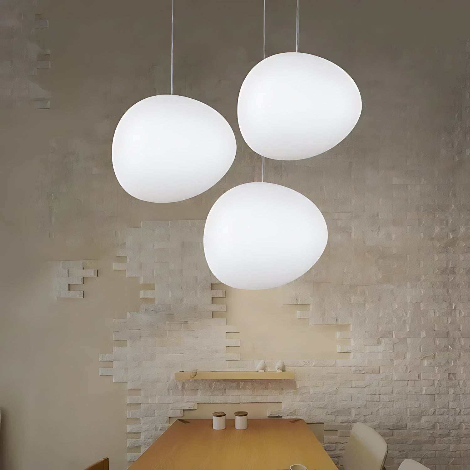 Bergheim - Round Glass Suspension Lamp