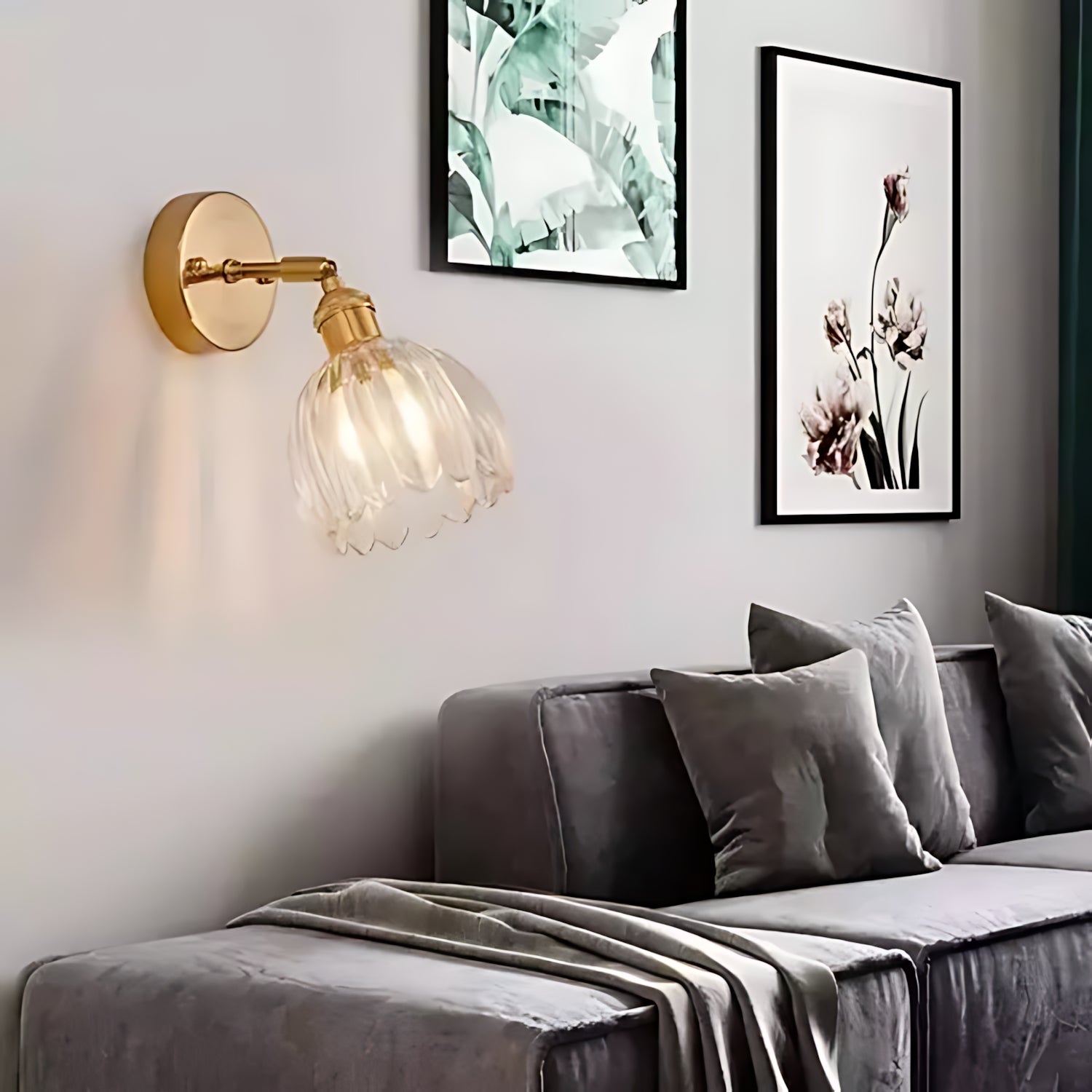 Retro Tulip Glass Wall Sconce