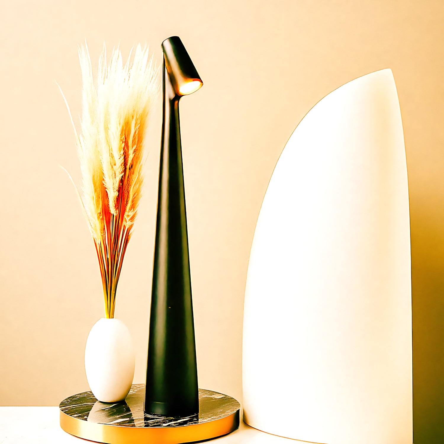Bergheim - Long Table Lamp