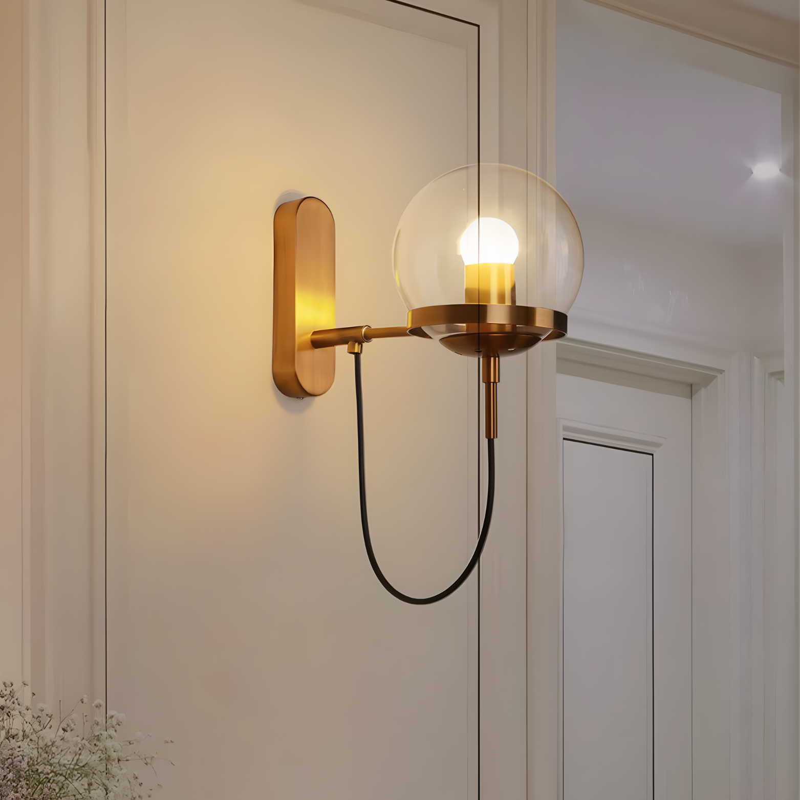 Molde - Round Sphere Wall Sconce