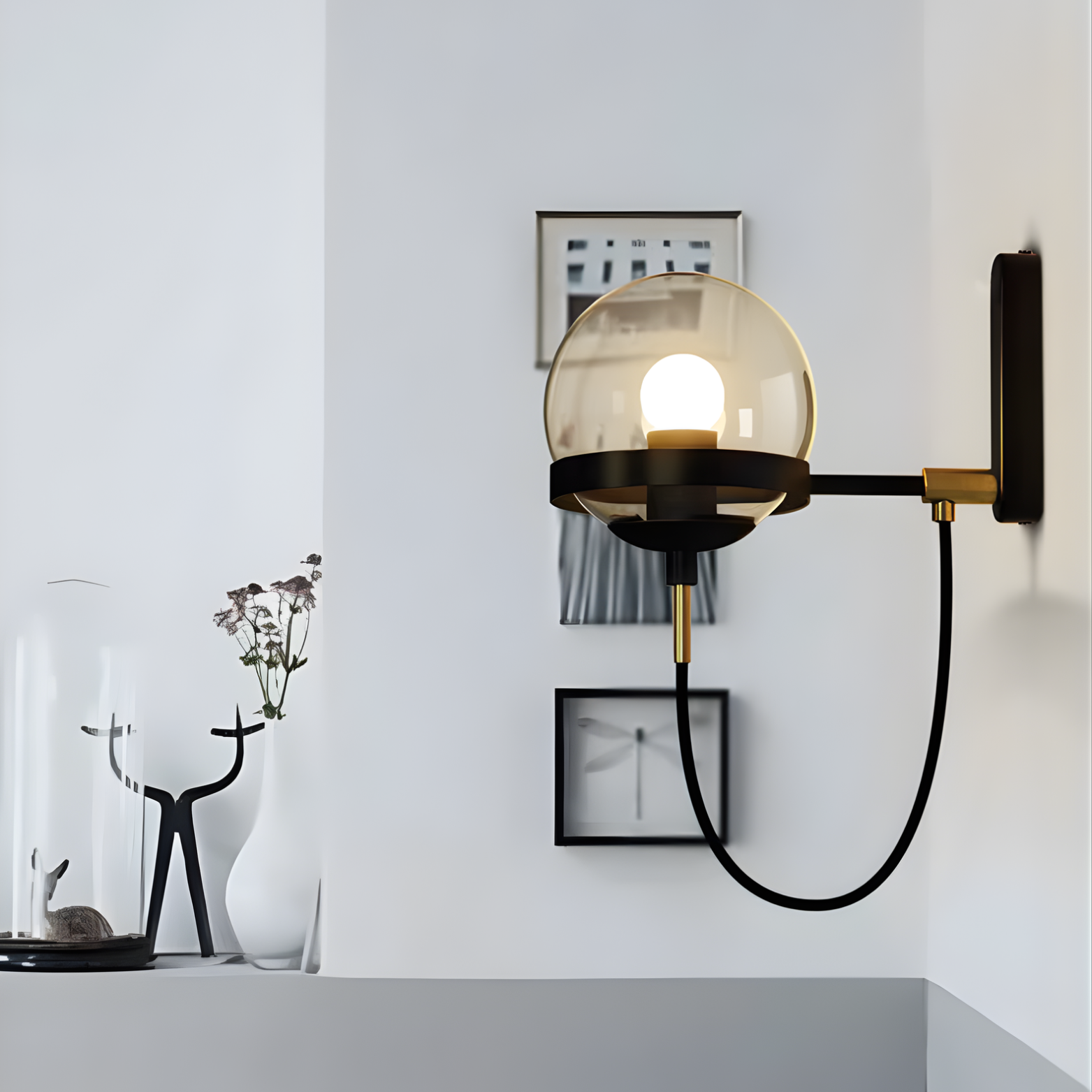 Molde - Round Sphere Wall Sconce