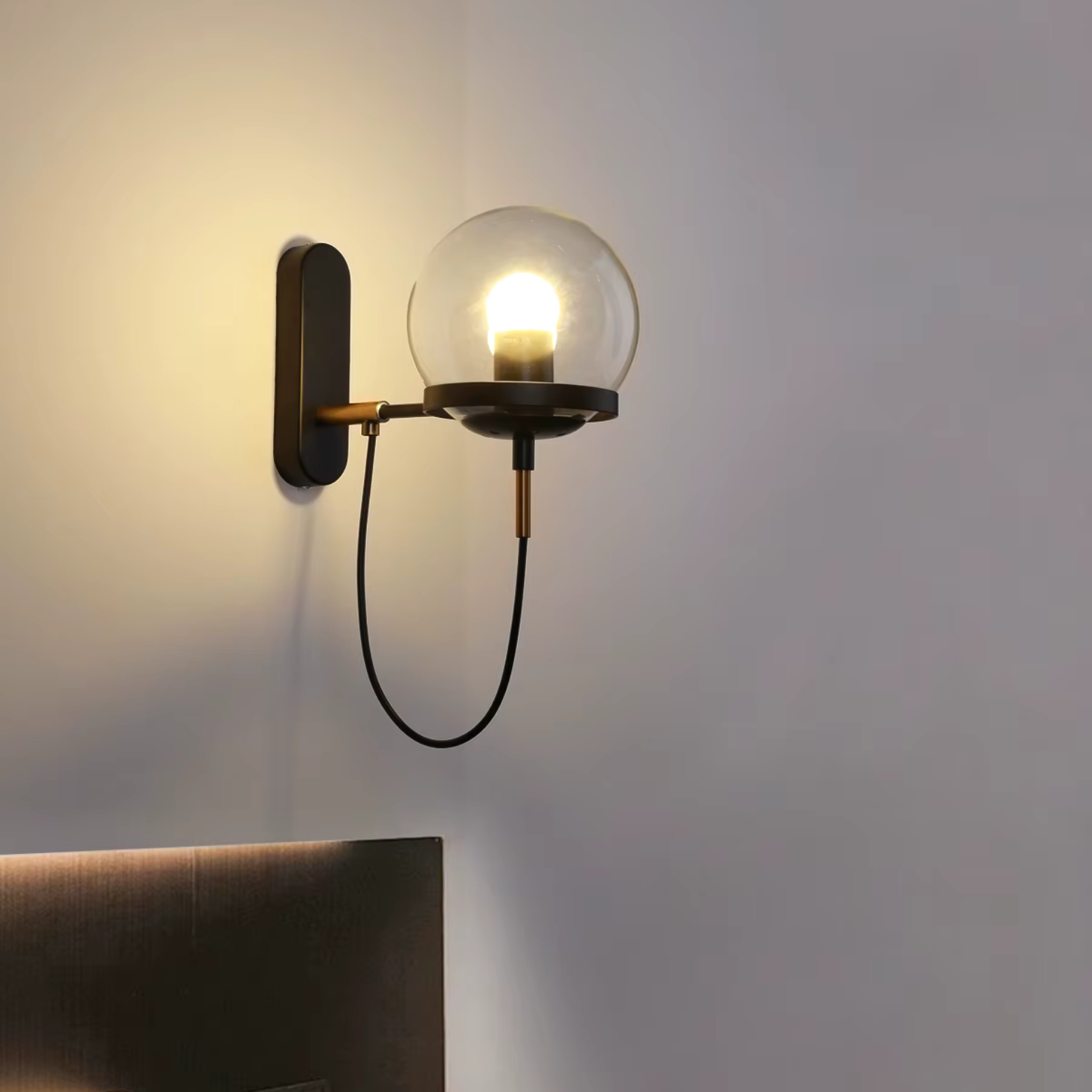 Molde - Round Sphere Wall Sconce