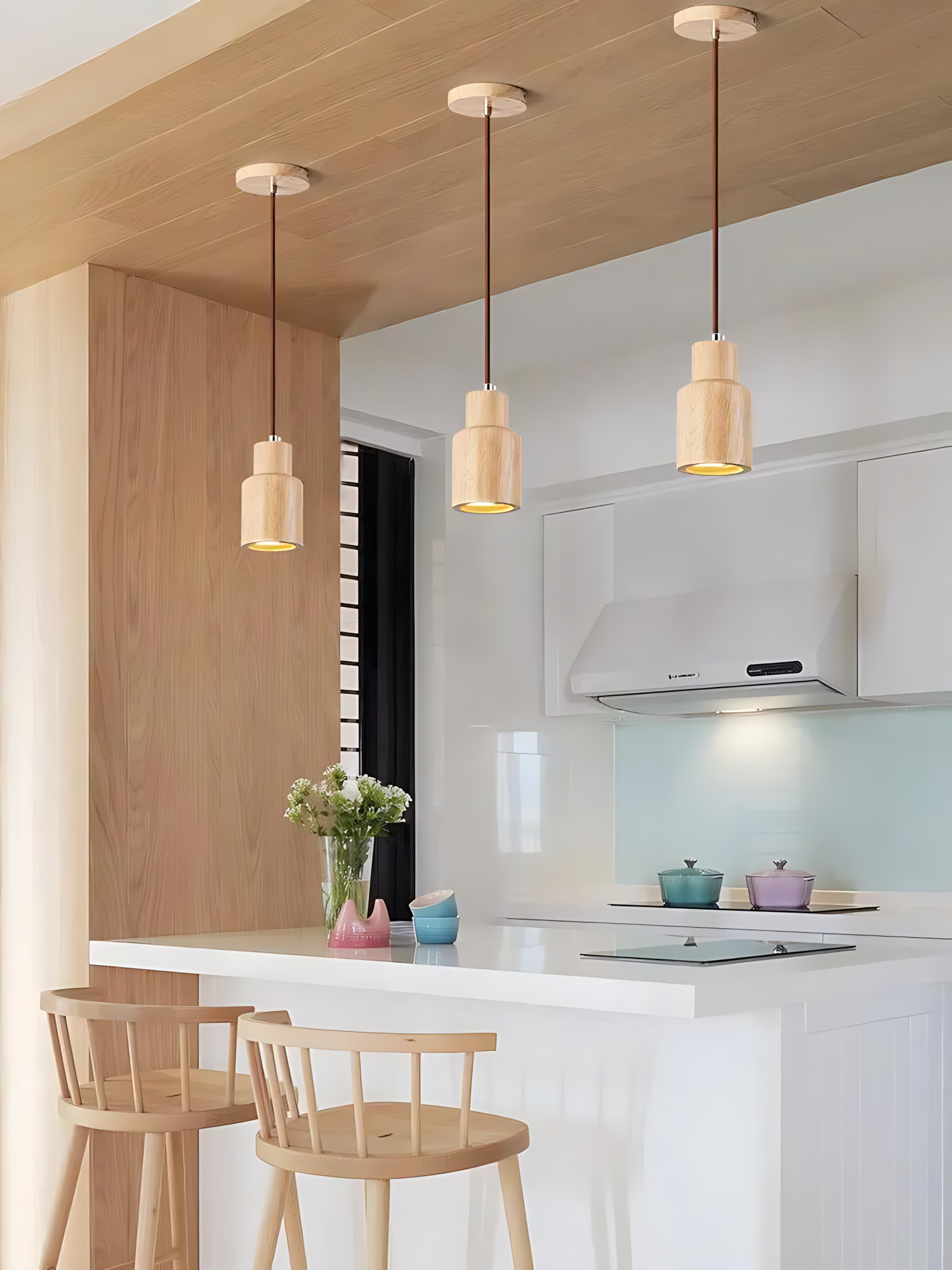 Falken - Scandinavian Wood Pendant Light